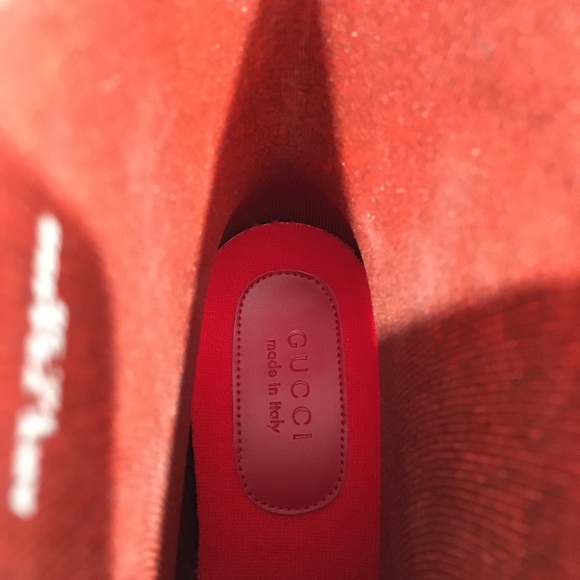 GUCCI INTERLOCKING G SHINNY RUBBER ANKLE BOOTS -BLACK -WOMEN’S US 8 -NEW - Picture 10 of 10